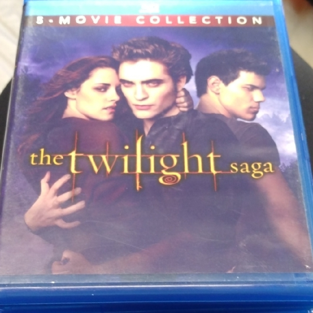 The Twilight Saga 5-Movie Collection Blu-ray